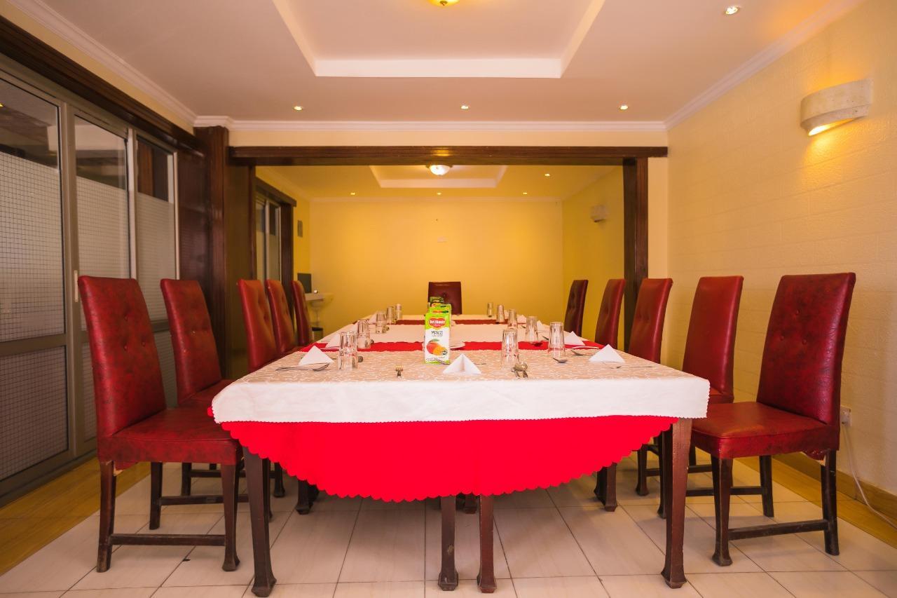 ניירובי Airport View Plaza Hotel מראה חיצוני תמונה